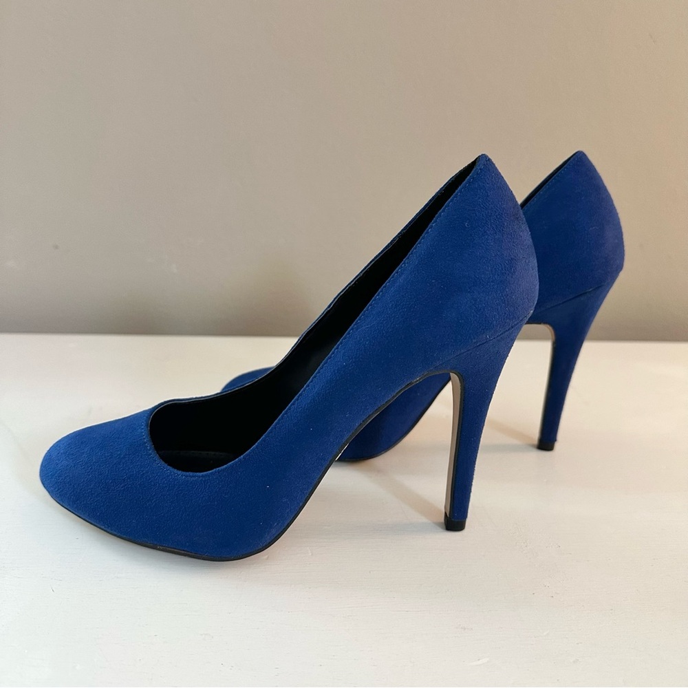 Rock & Republic Blue Suede 4” High Heel Shoes - Picture 3 of 7